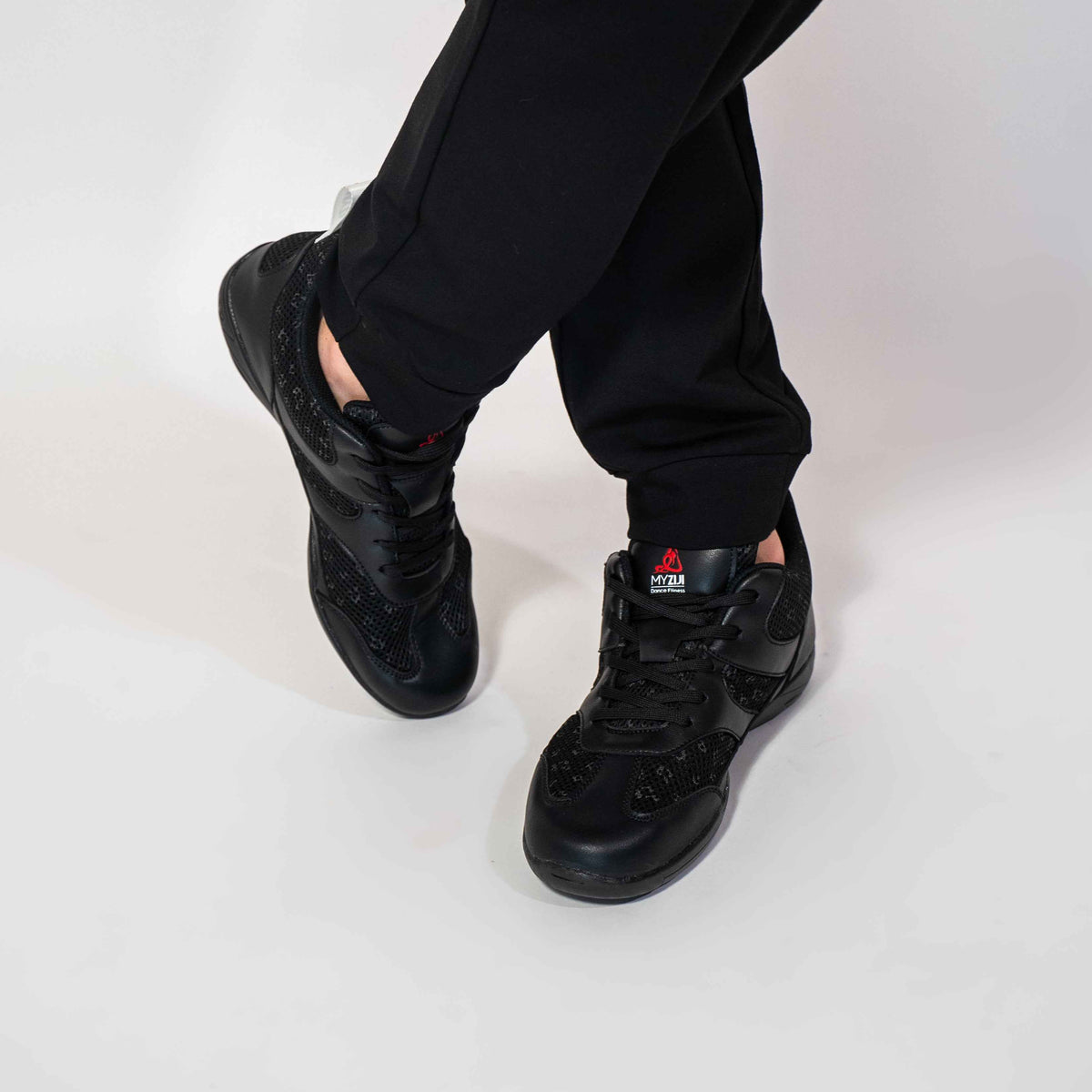 Glowing Rhythm Dance Sneakers - Black