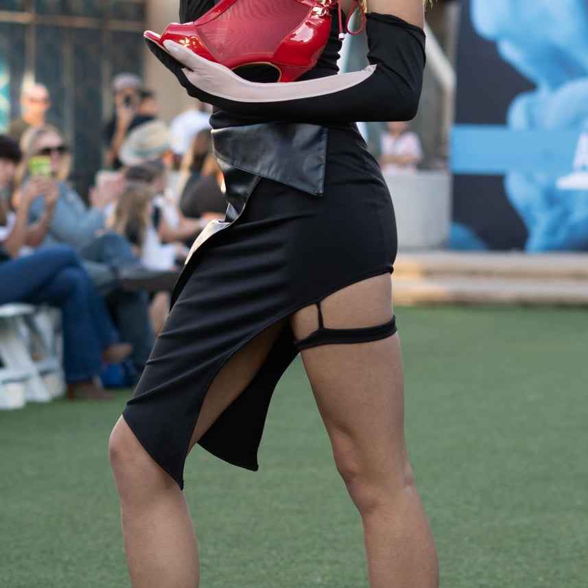 Slit Skirt with Thigh Garter