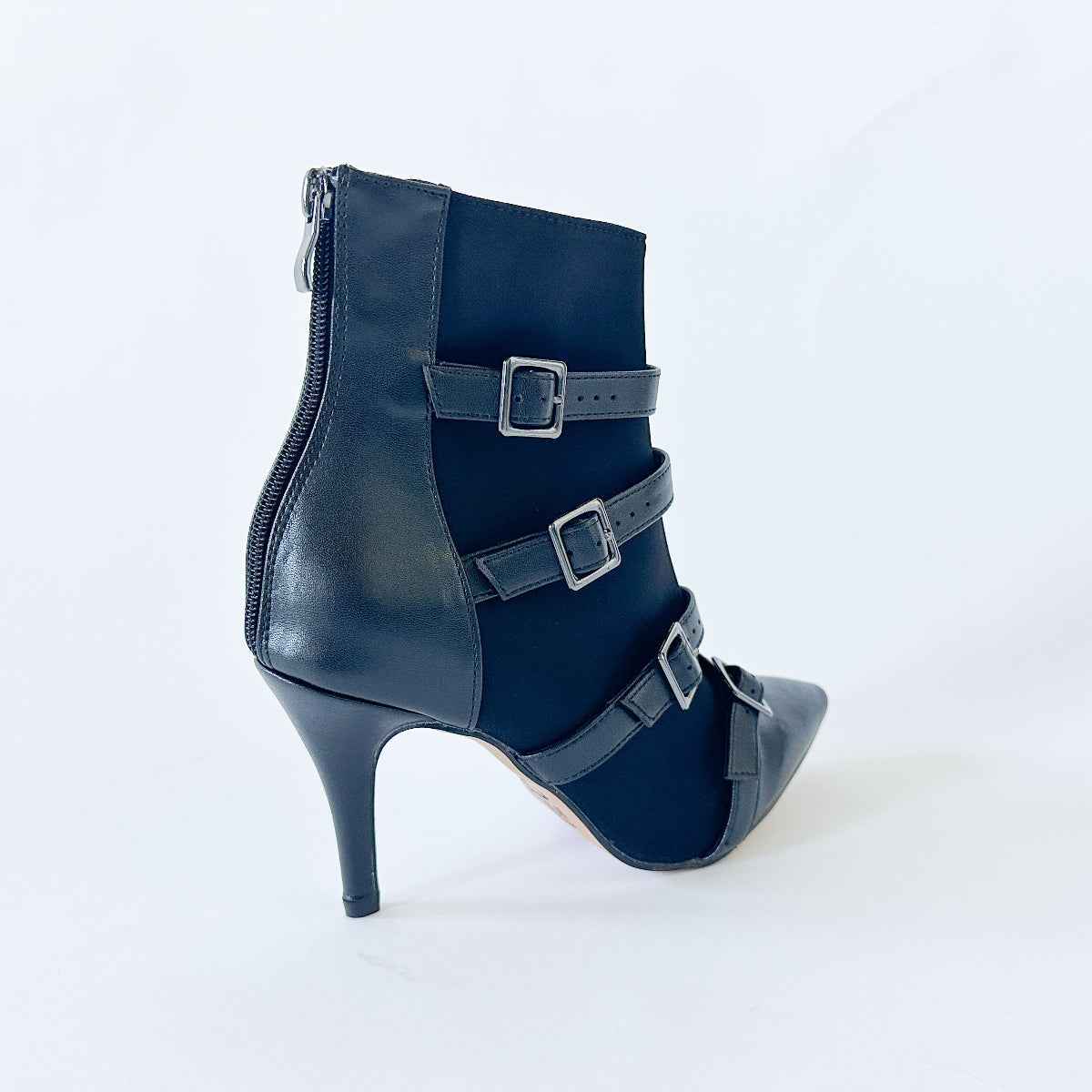Reina Black Pointed-Toe Dance Boots
