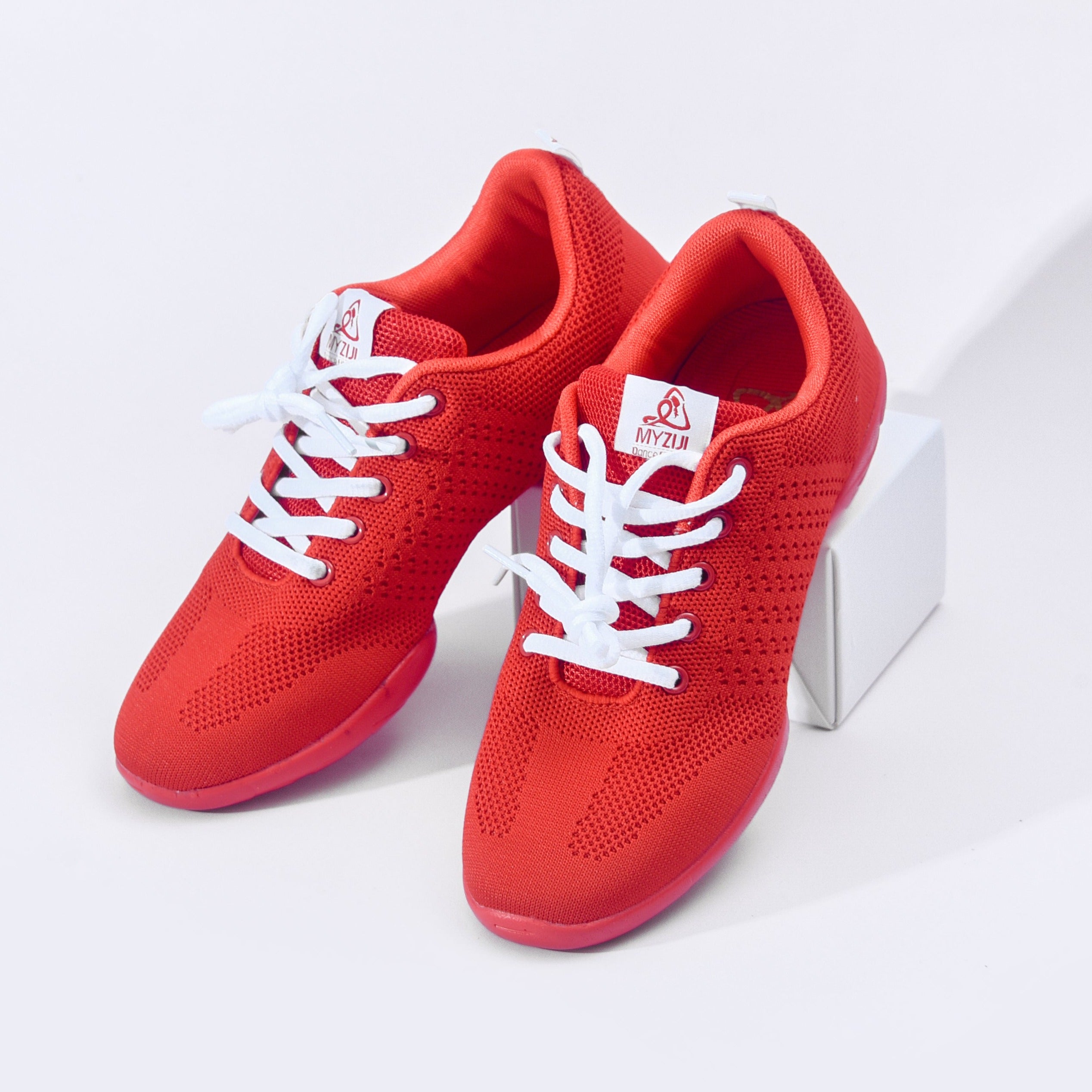 Sky Dance Sneaker in Red US F 8.5 9 US M 7.5 EUR40