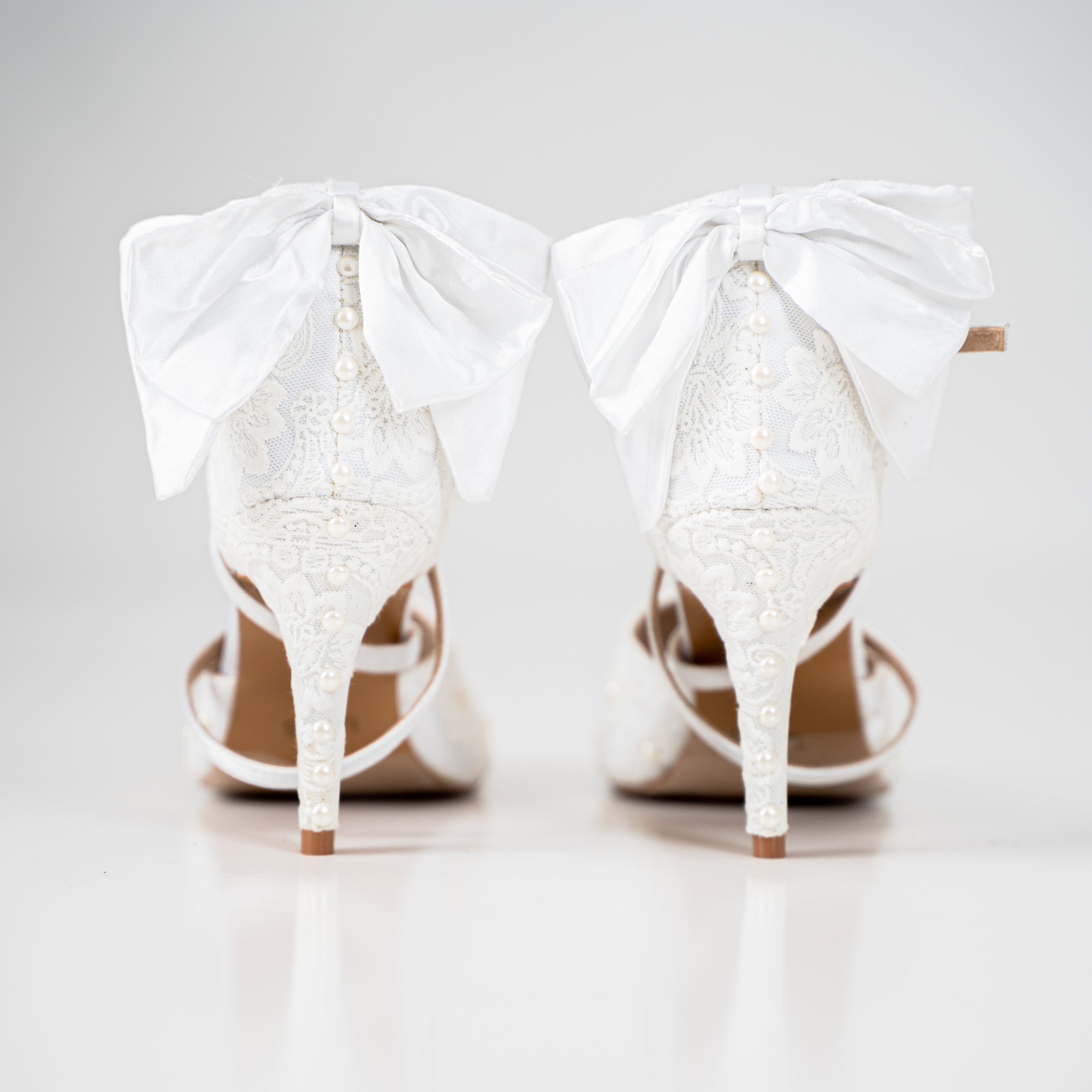 White Pearl Bow Tie Wedding Dance Shoes Custom Only 9.5 Street 3 Flare