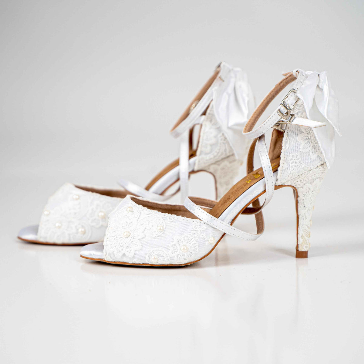 White Pearl Bow Tie Wedding Dance Shoes (Custom Only)