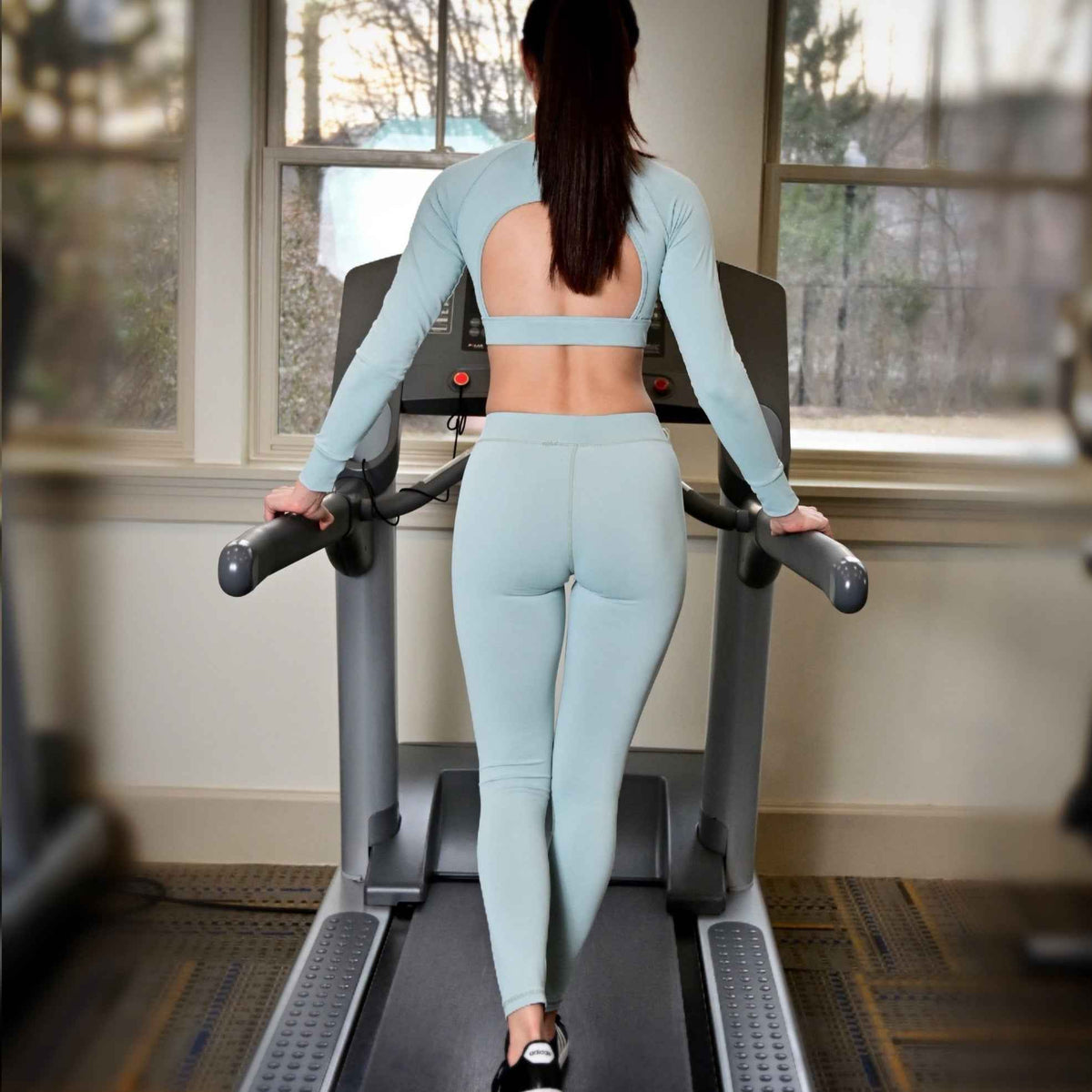 Backless Training Set